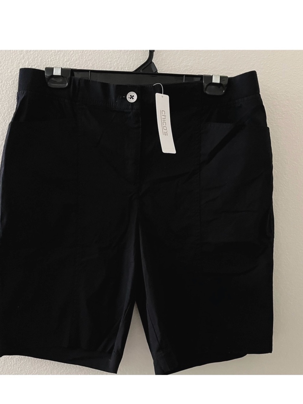 NWT Chico’s 1.5 Christa Short Black Elastic Waist Cotton Shorts M/10